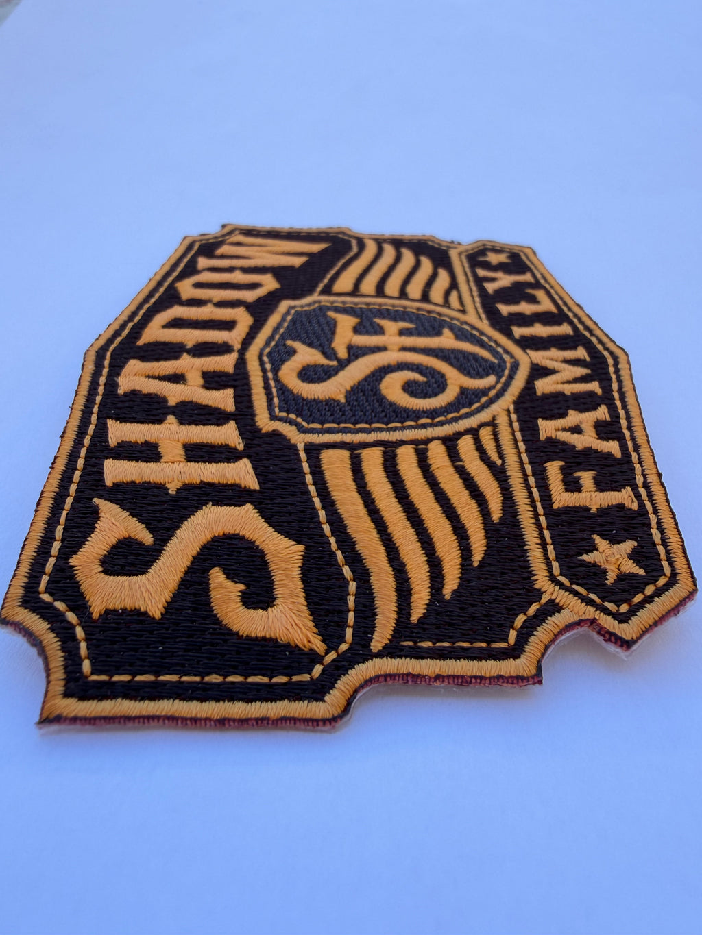 Embroidered patch shadow family Iron-on 10 cm