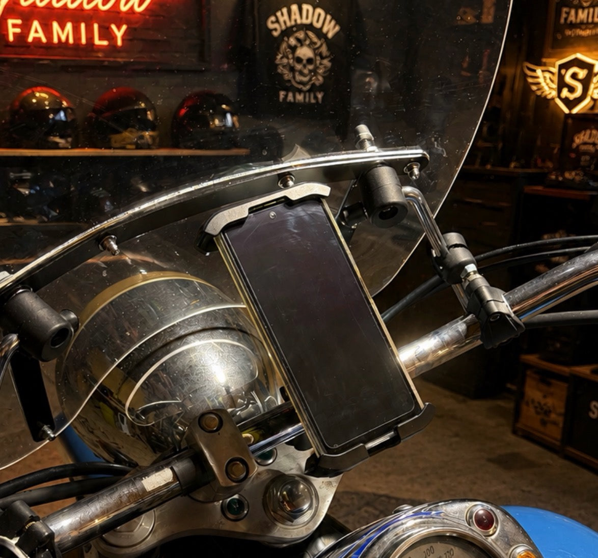Phone mount